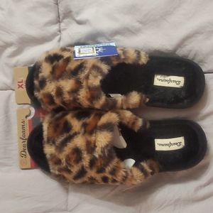 Leopard print Dearfoams Slippers